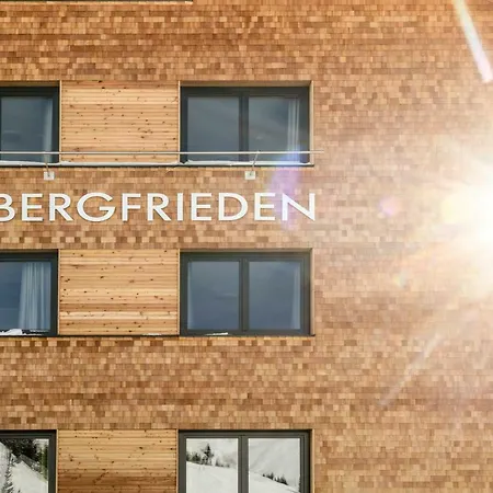 Hotel Almstueble Bergfrieden 2*