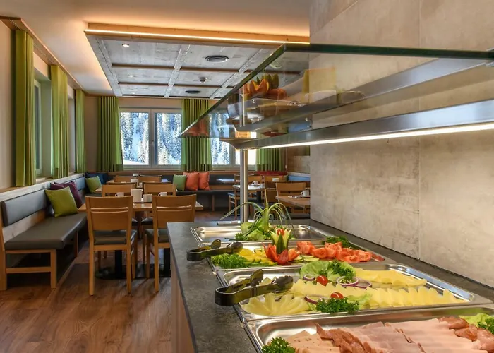 Hotel Almstueble Bergfrieden 2*